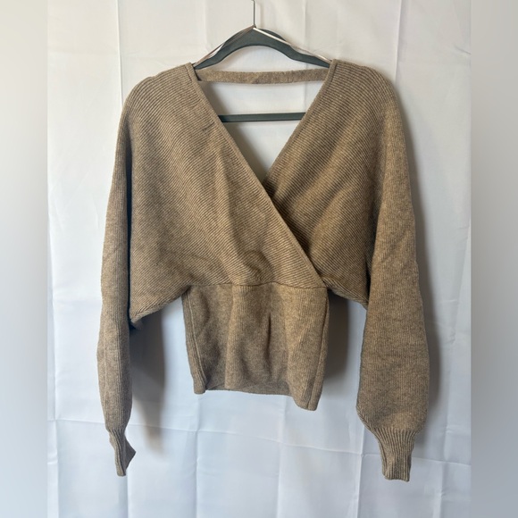 NWOT Dreamers Batwing Oatmeal Sweater - Size M/L - Picture 5 of 5